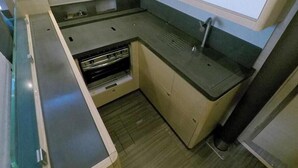 Private kitchen - Dufour 530 GL - Vita (Marina Mandalina)