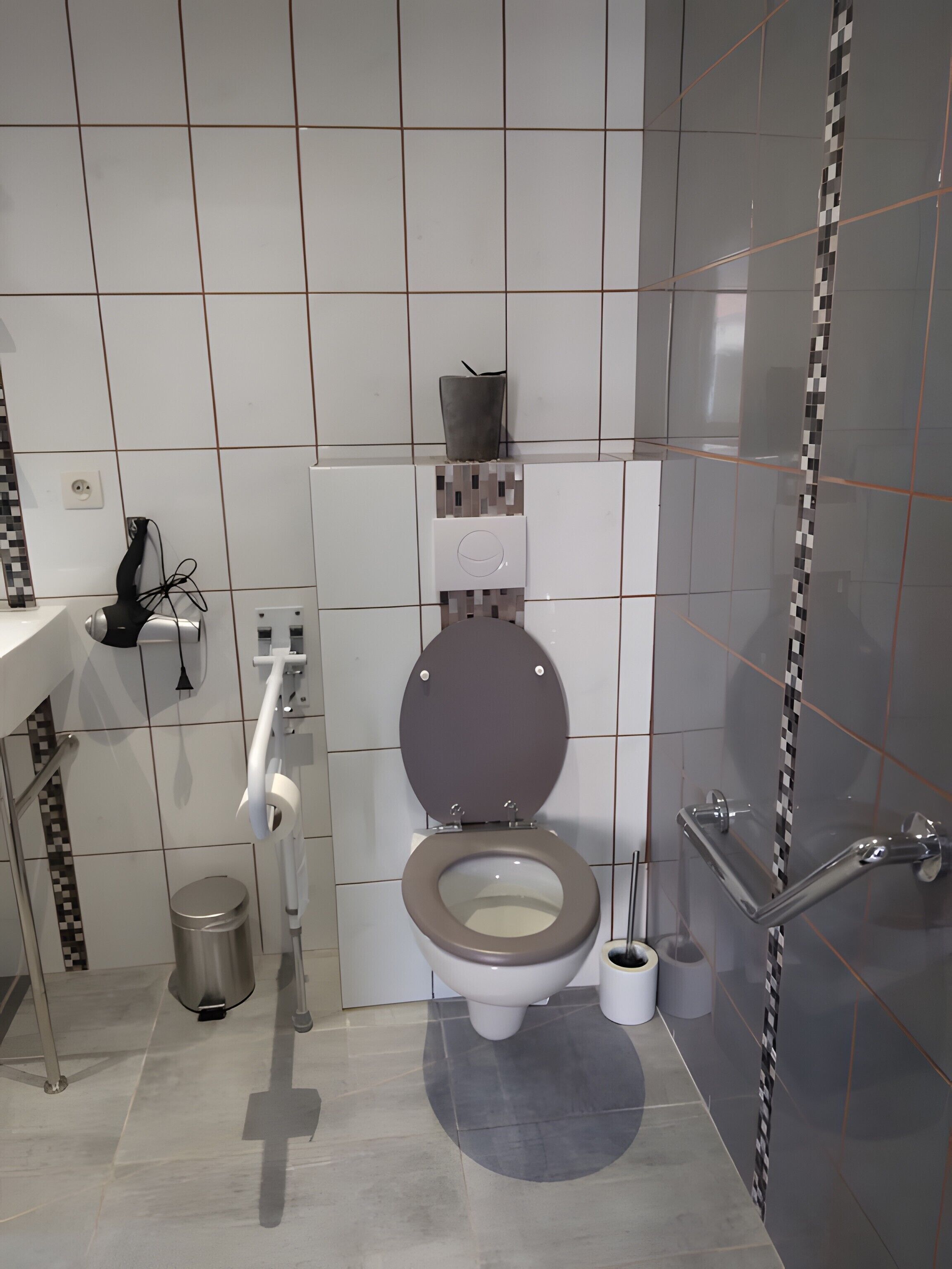 Dusche, Haartrockner