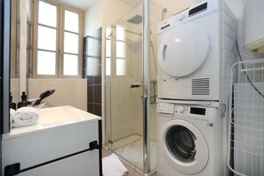 Nicht klassifiziertes Bild, 4 von 12, Schaltfläche