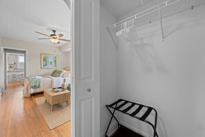 1 chambre, bureau, Wi-Fi, draps fournis
