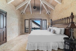 6 bedrooms, iron/ironing board, WiFi, bed sheets