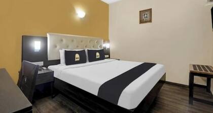 Hotel The Pal Palace