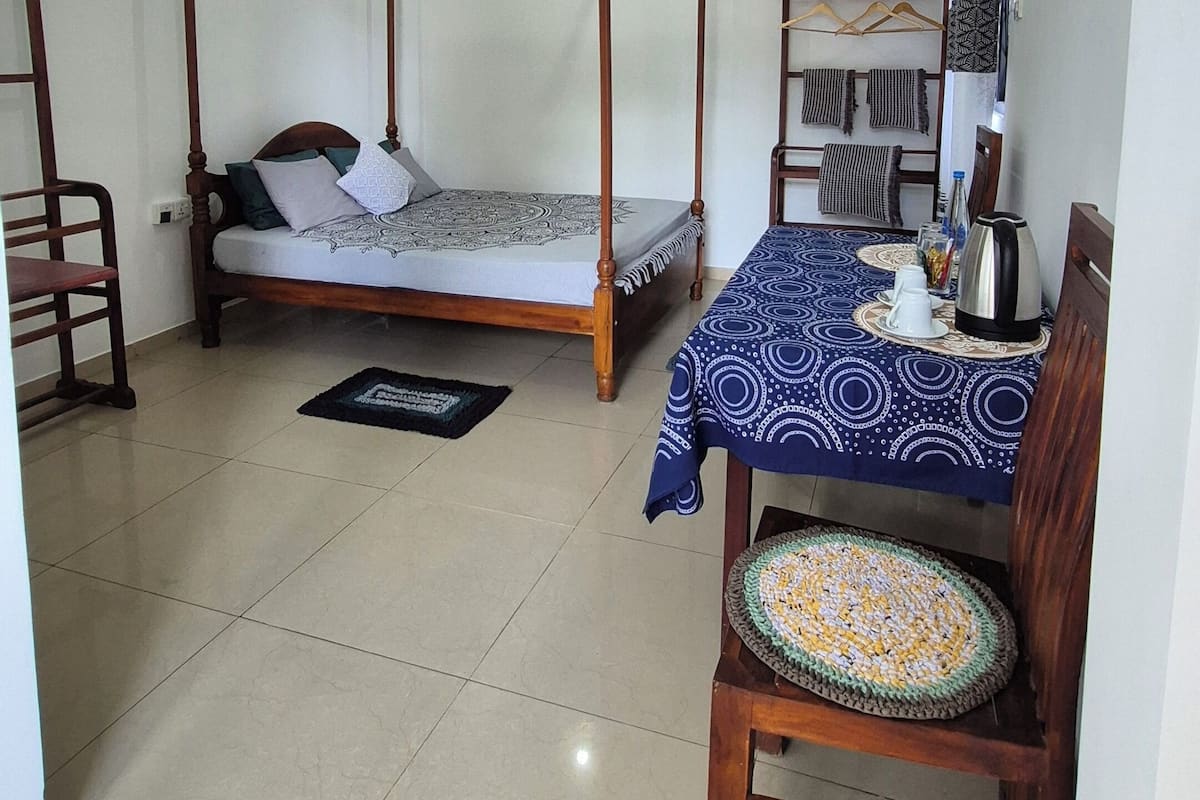 Double Room, Ocean View, Ground Floor | Blackout drapes