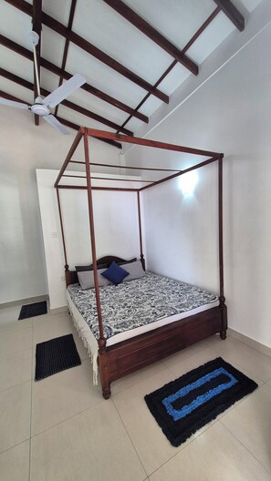 Double Room, Air conditioning, Sea Facing | Blackout drapes - NATIVE SOULS Beach Hotel (Induruwa)