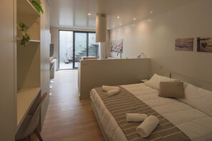 1 bedroom, iron/ironing board, WiFi, bed sheets - Seaside Corner (Ponta Delgada)