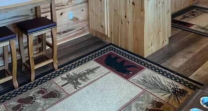 Lake James Cabin | Screened Porch+Boat/Swim Access