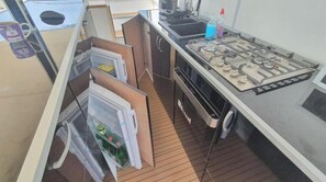 Private kitchen - Catamaran - UPWIND 50 (Trogir)