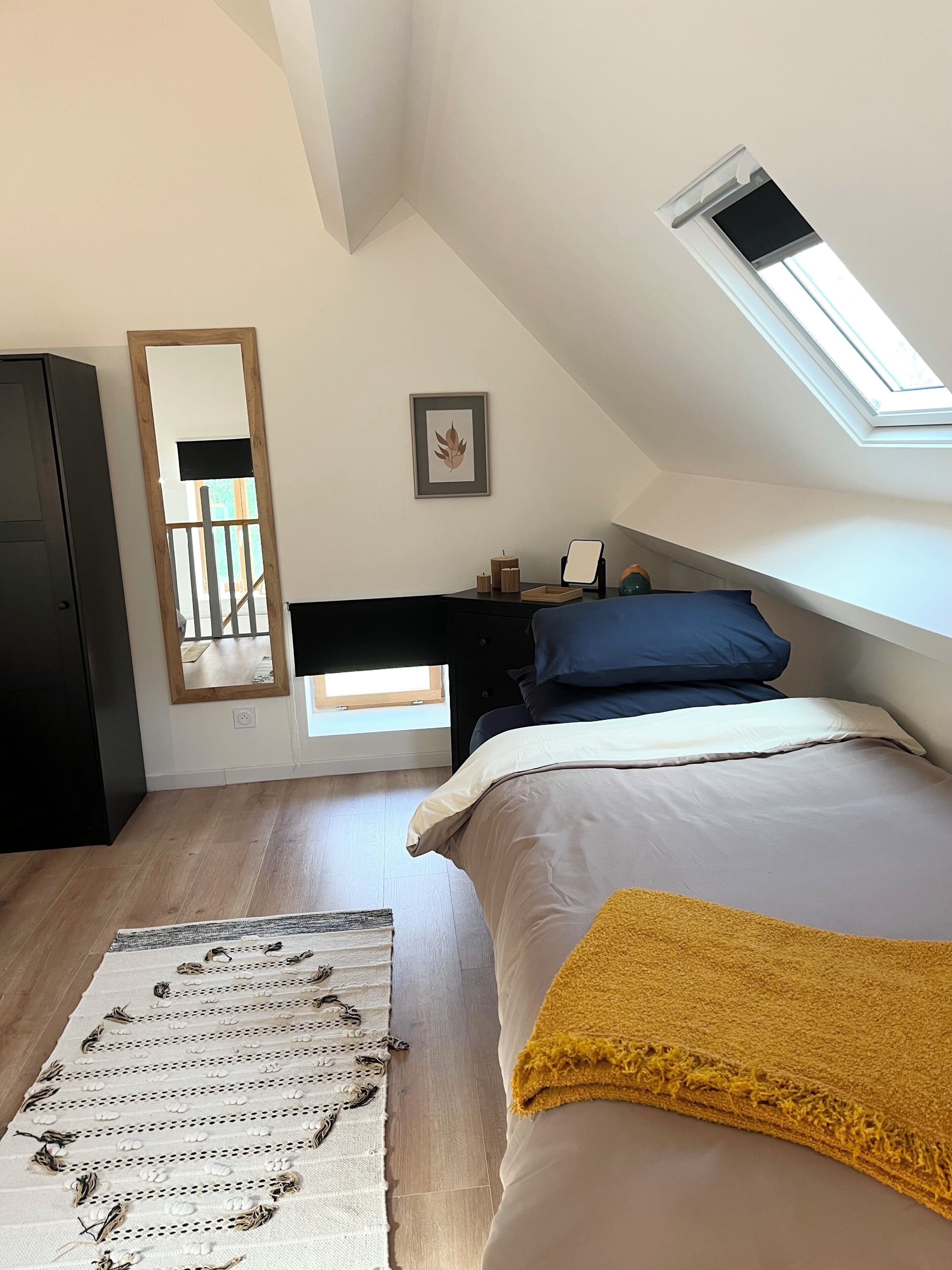 1 dormitori, planxa i posts de planxar, wifi gratuïta i roba de llit 