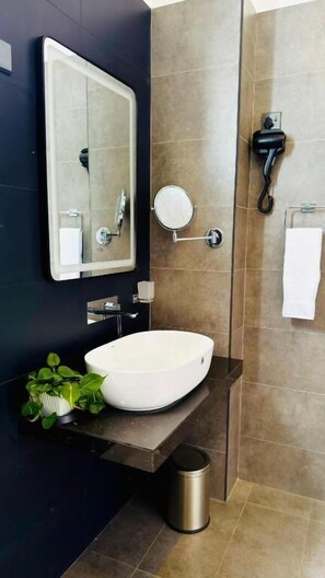 Kamar Keluarga, patio, pemandangan kebun | Kamar mandi
