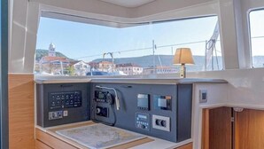 Interior - Bali 4.2 A/C & GEN & WM - First Spark (Skradin)