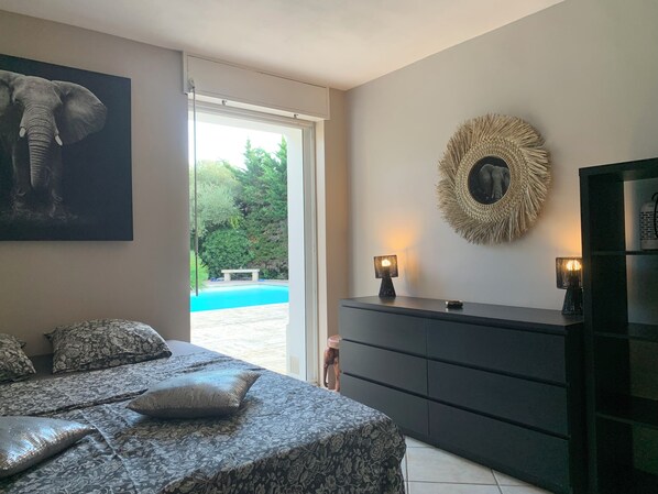 Spa - 2-bedroom apartment for rent in a peaceful, lush setting (La Seyne-sur-Mer)