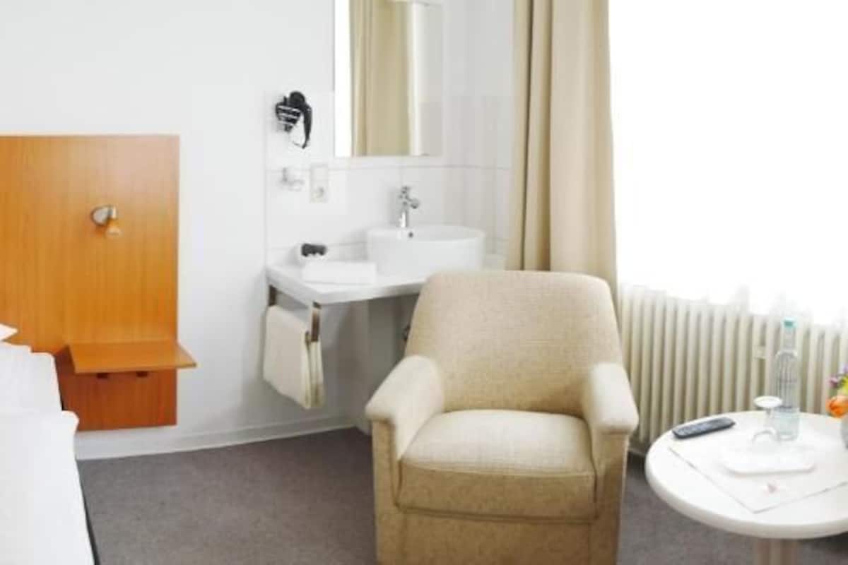 Single Room, City View | WiFi (free)