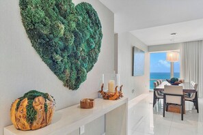 Dining - Apartments Prestige (Miami Beach)