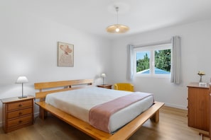 Iron/ironing board, WiFi, bed sheets - Casa S João – Rustic House by River, Sea, and Mountains (Seixas)