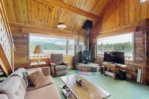 TV - Lakefront Log Cabin with Private Dock (Rollins)