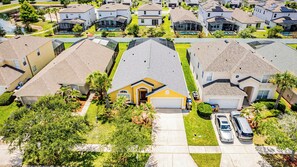 Exterior - 4 BDR South-Facing Disney Retreat (Kissimmee)