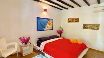 Deluxe Double Room, Garden Area | WiFi (free)