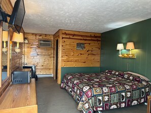Double Room | Desk, laptop workspace, WiFi (free)