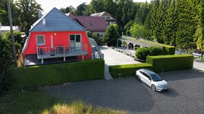Exterior - Apartment 'Fewotraum Müritz Möwe 1' with Private Terrace and Wi-Fi (Röbel)