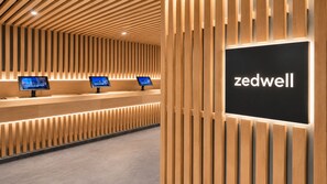 Reception - Zedwell Capsule Hotel Leicester Square (London)