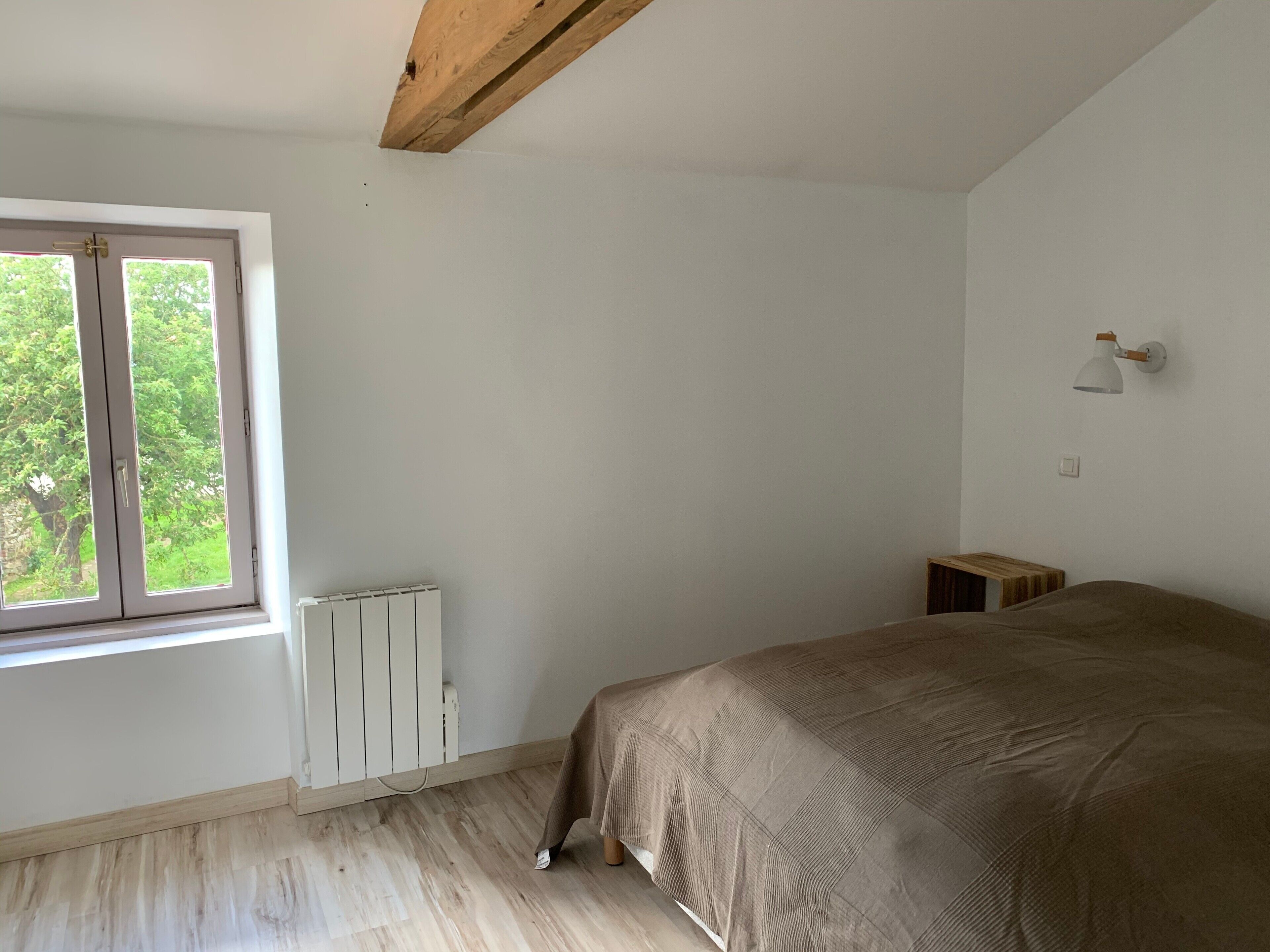 4 bedrooms, iron/ironing board, WiFi