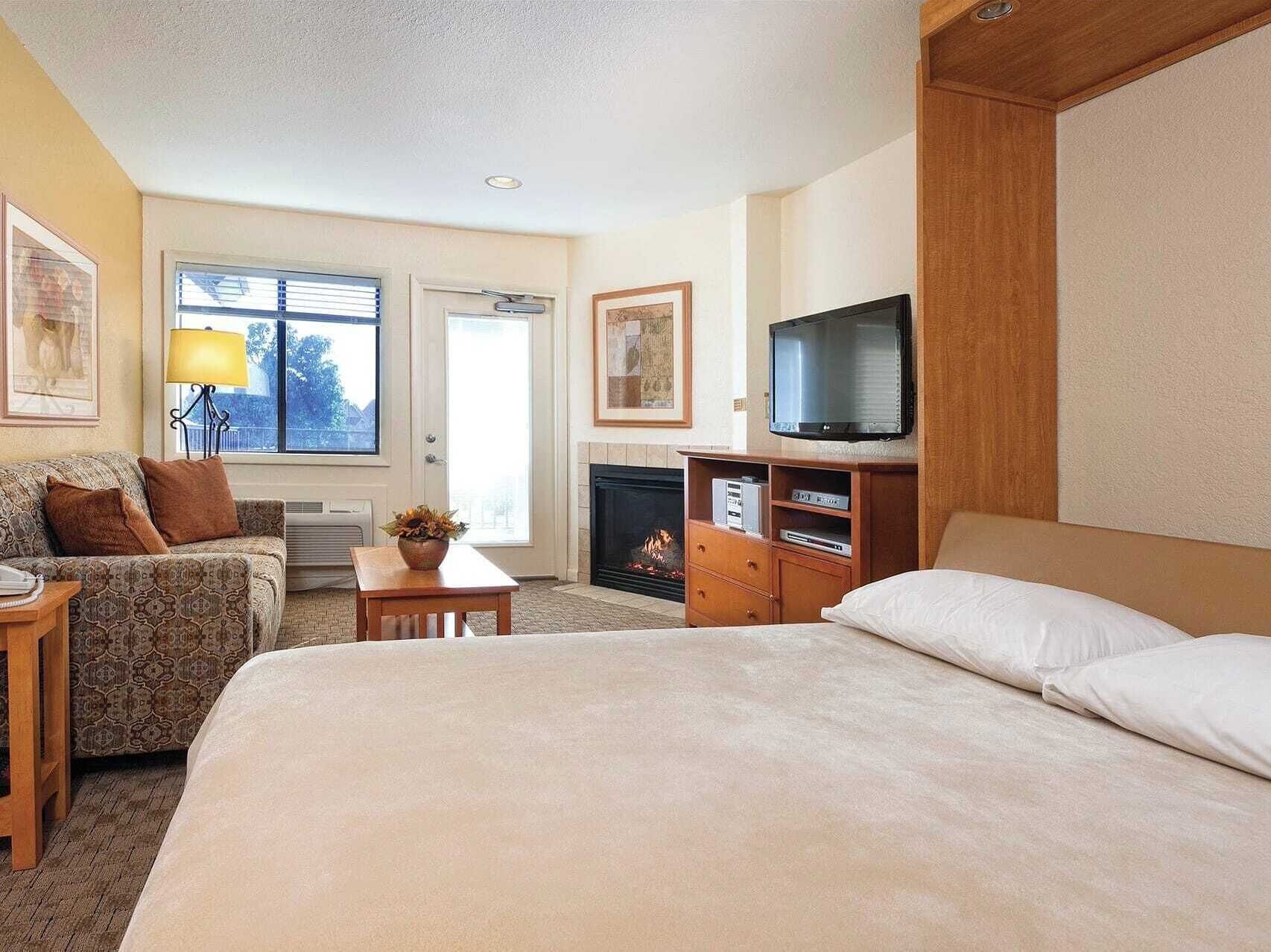 1 bedroom, WiFi (surcharge), bed sheets