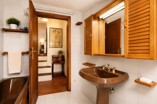 Gaetano Spadaro Estate, Pendolino Apartment