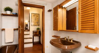 Gaetano Spadaro Estate, Pendolino Apartment