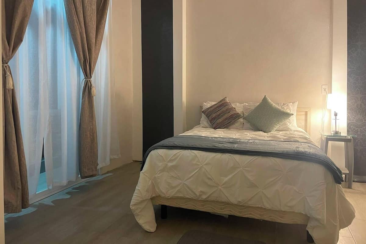 Basic Room, Balcony, Courtyard View | Wi-fi percuma 