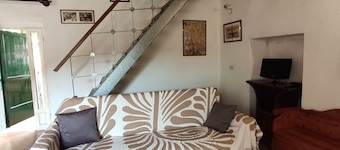 Ferienhaus 'Casa Di Giovanna E Paolo' mit Meerblick, Terrasse und privatem Garten