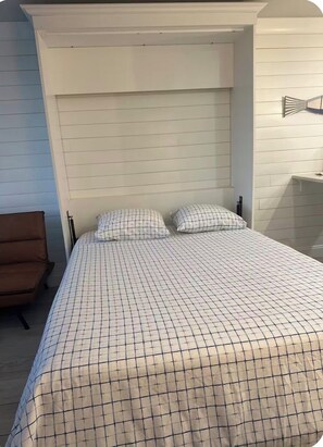 Ferros/tábuas de passar roupa, Wi-Fi, roupa de cama