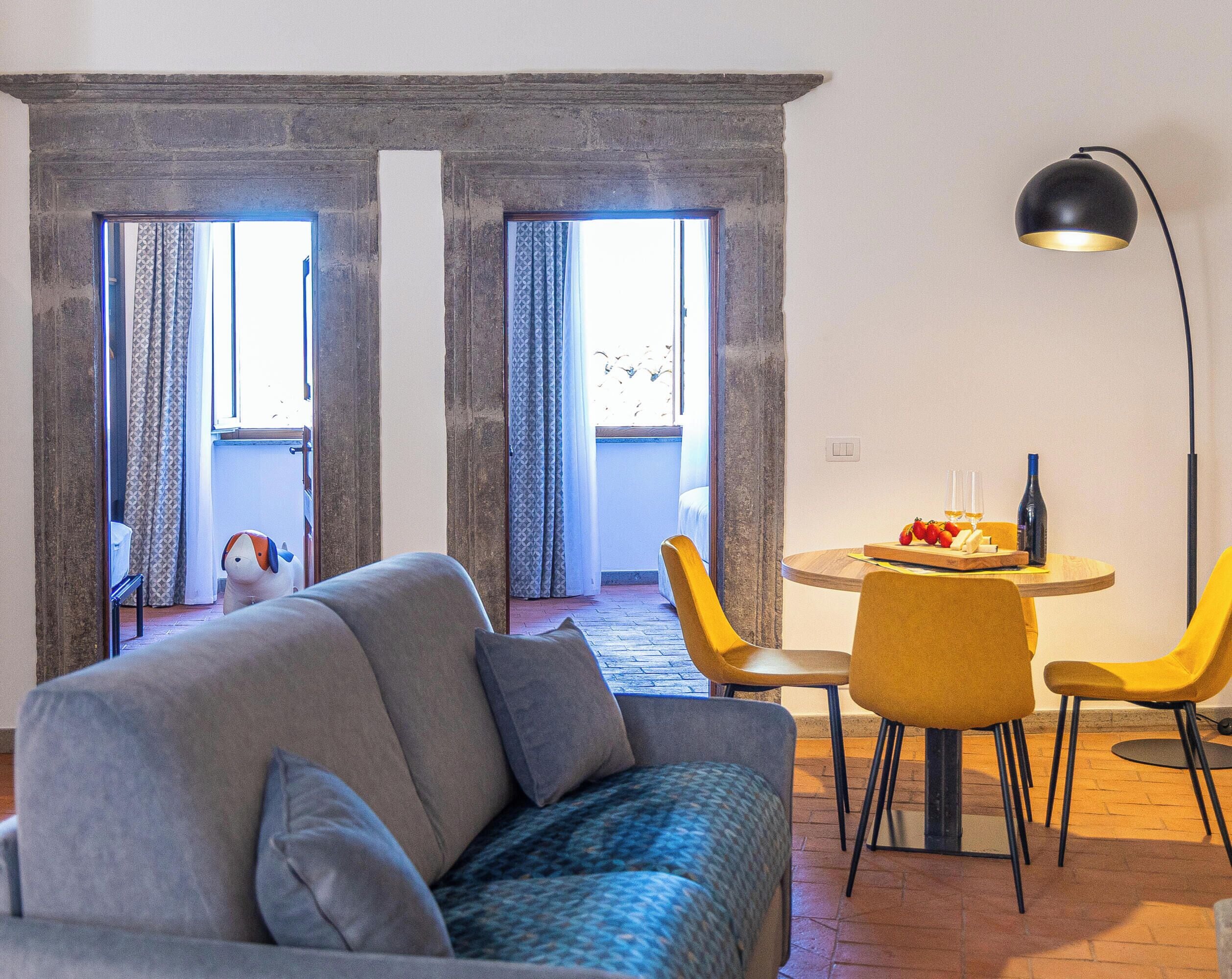 Apartamento superior, vistas al lago | Zona de estar