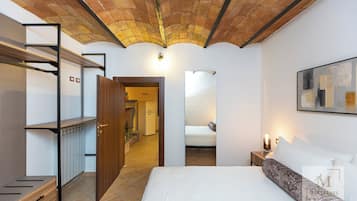 In-room safe, blackout curtains, free WiFi