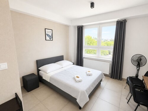 Orange Tree Hotel
