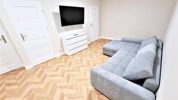 Apartemen | Area keluarga | Smart TV