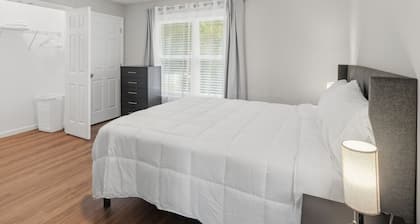 Spacious Retreat w Covered Patio & Fireplace!