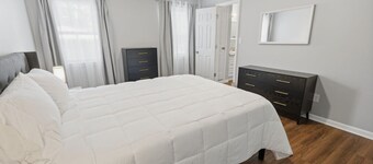 Spacious Retreat w Covered Patio & Fireplace!