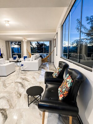 Living area - Vrbo Property (Angra dos Reis)