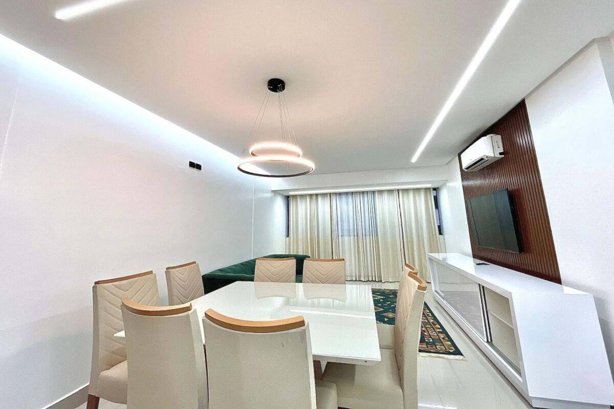 Televisión LED 52 pulgadas con canales de televisión vía satélite