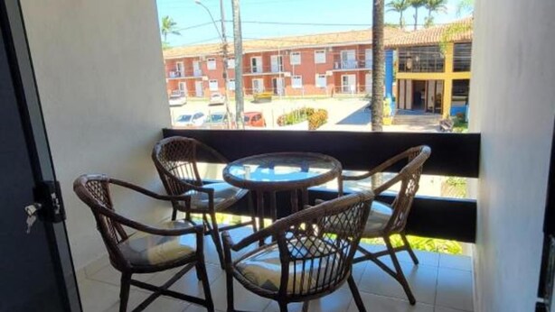 Family Apartment | Outdoor dining