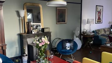 TV