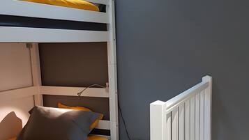 3 quartos, ferros/tábuas de passar roupa, Wi-Fi