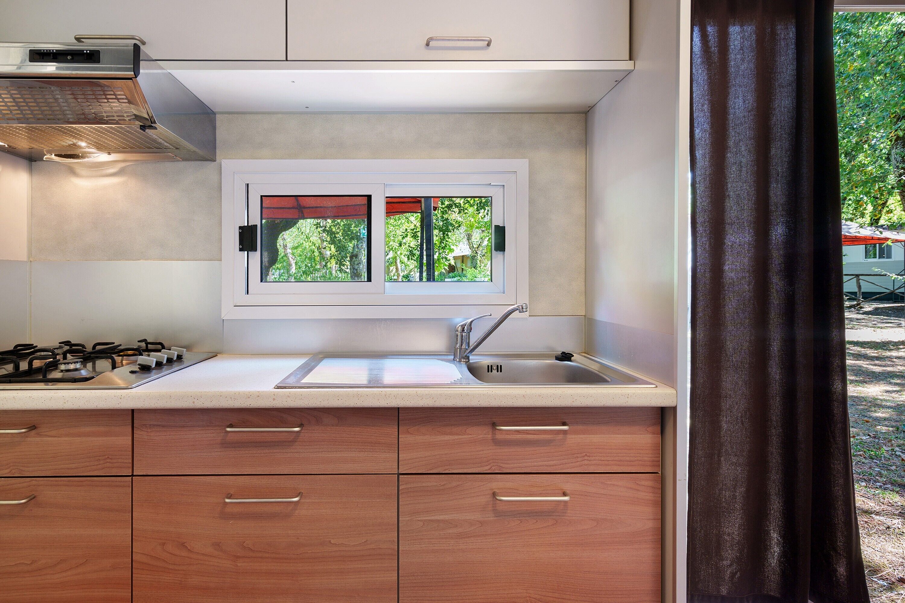 Fridge, stovetop, electric kettle, highchair