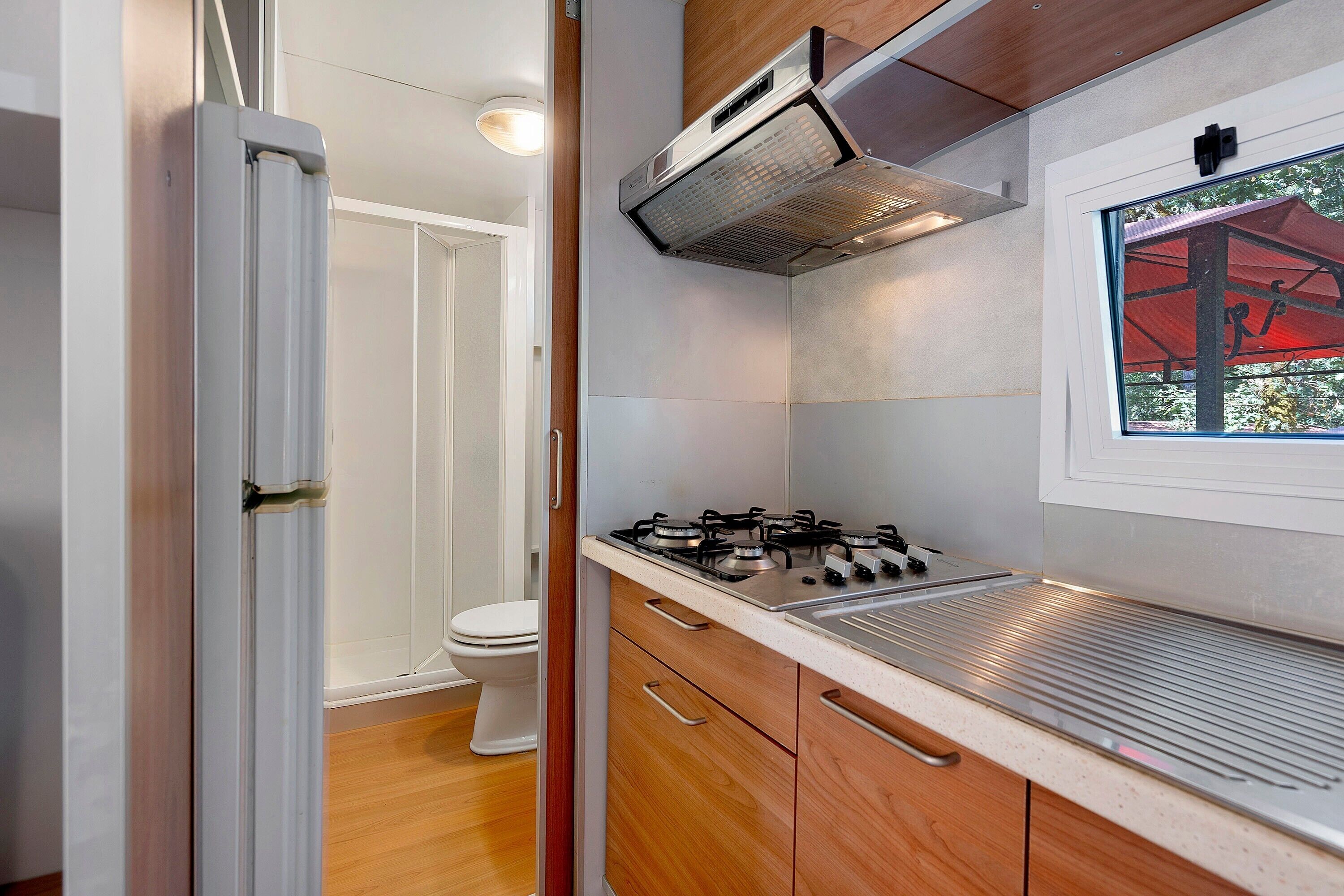 Fridge, stovetop, electric kettle, highchair