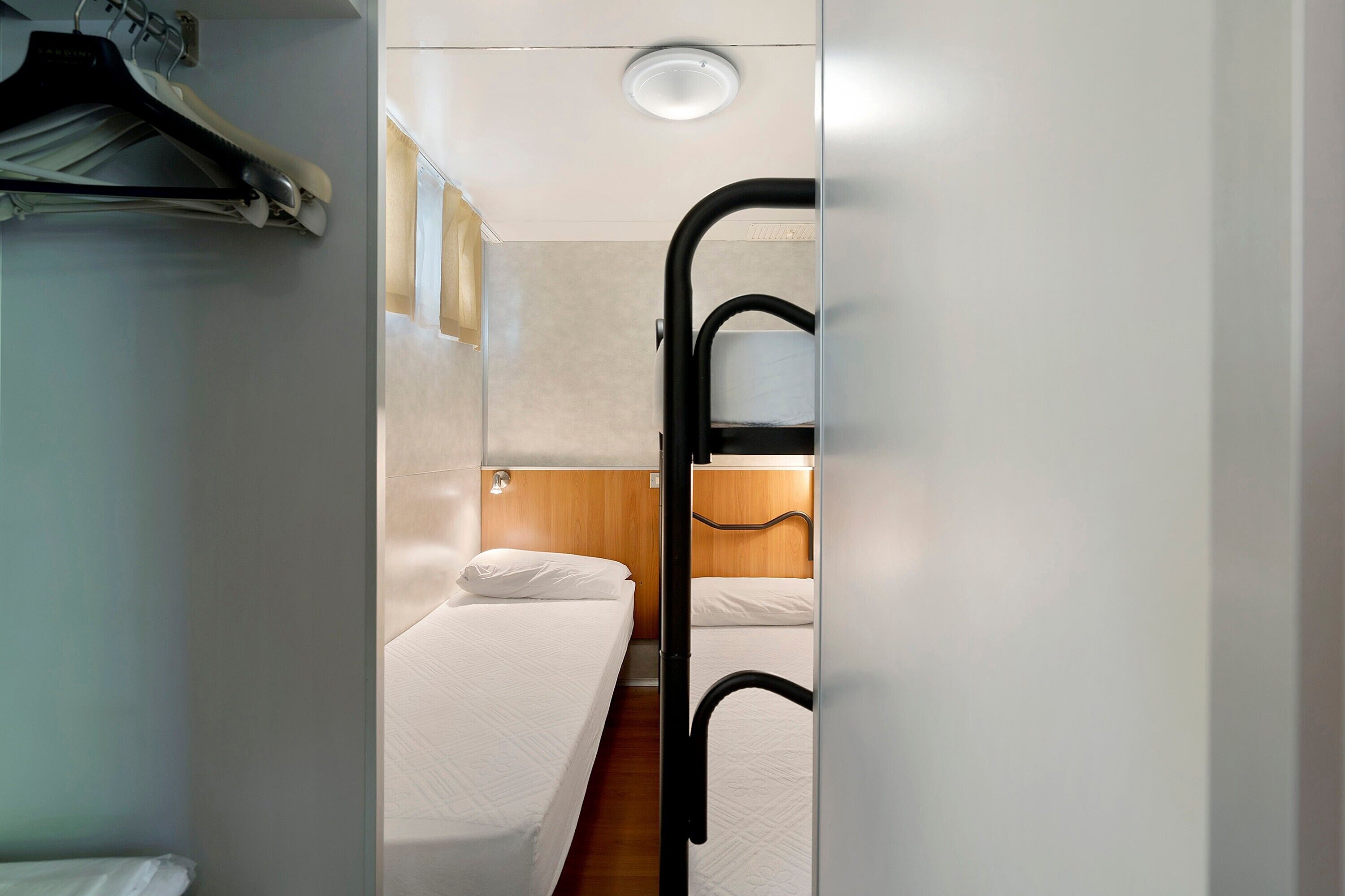 2 bedrooms, WiFi