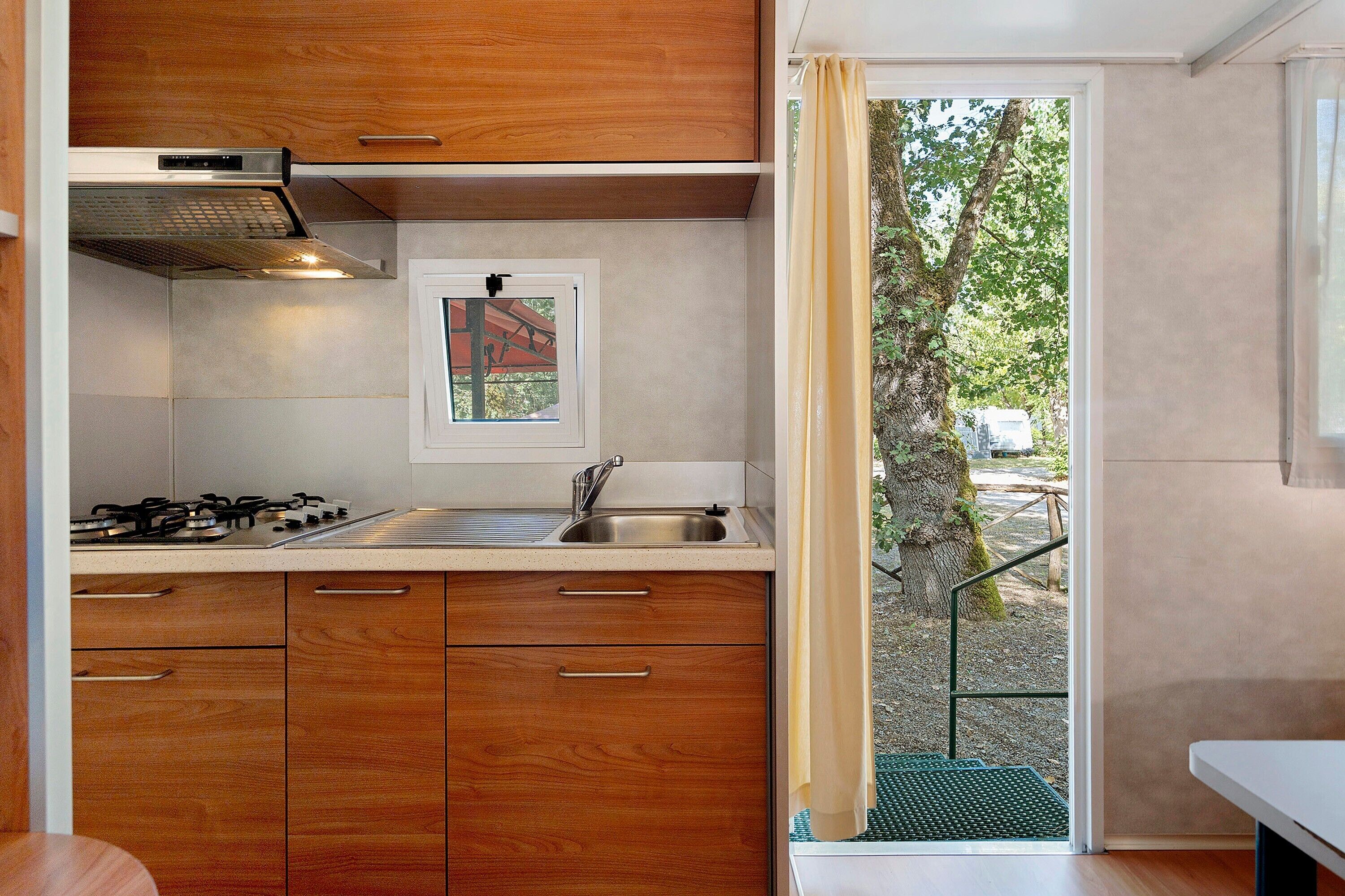 Fridge, stovetop, electric kettle, highchair