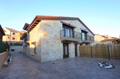 Country Villa Puerta del Gallo (Molina de Aragón–Alto Tajo)