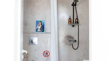 Shower, jetted bath, eco-friendly toiletries, hair dryer