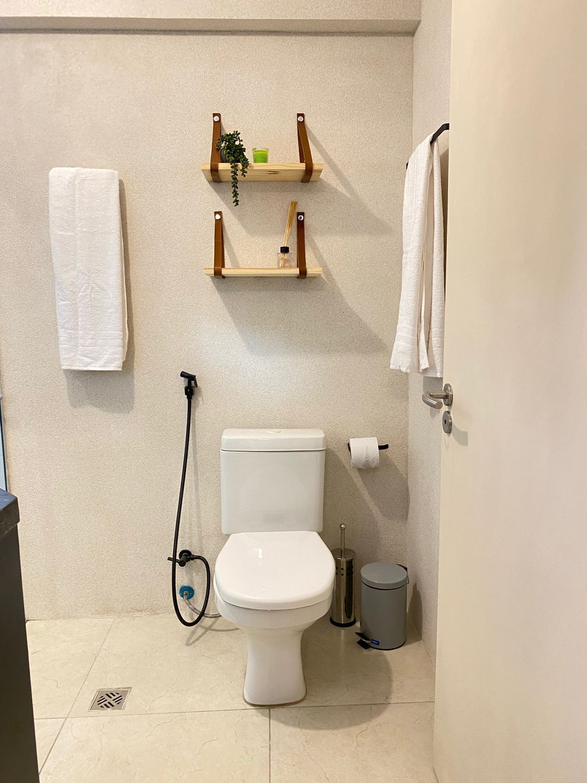 Apartment | Bathroom