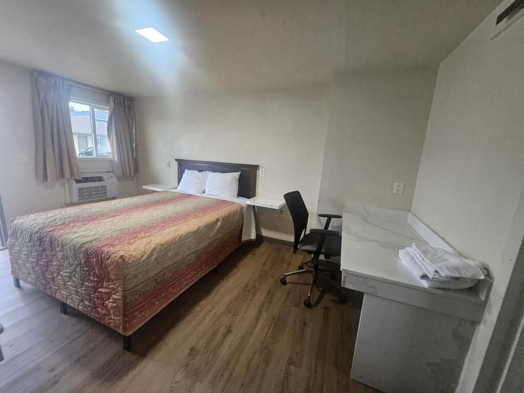 Basic Single Room